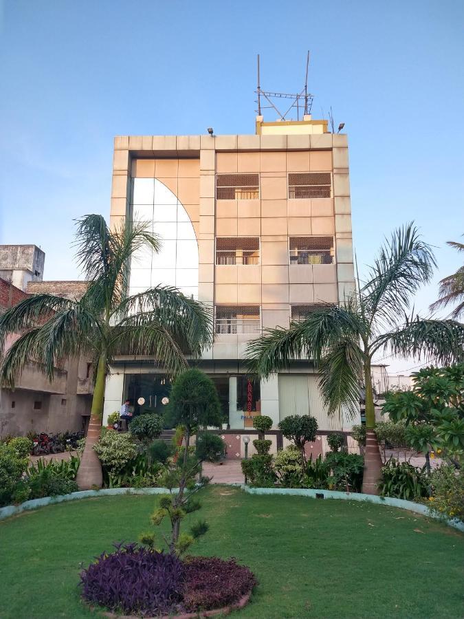 Varanasi Palace Exteriör bild